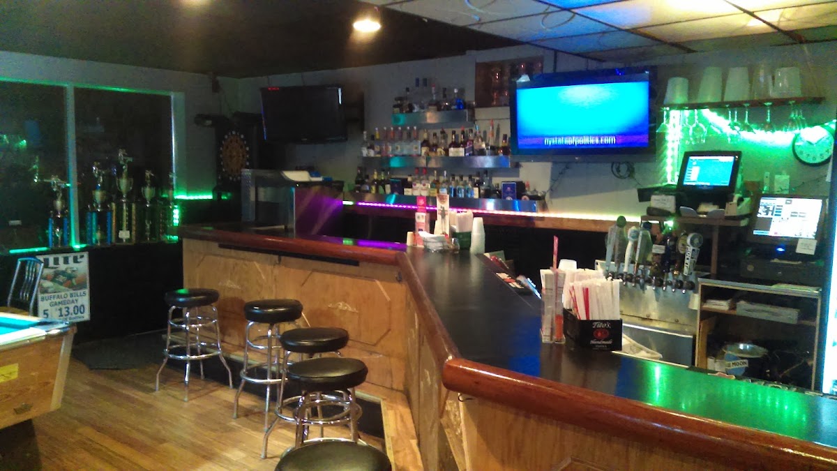 T.c. Wheelers Bar & Pizzeria